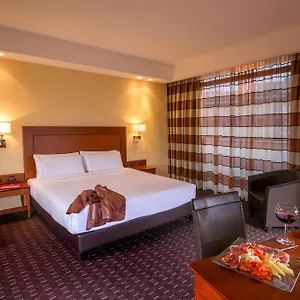Capannelle 4* Roma